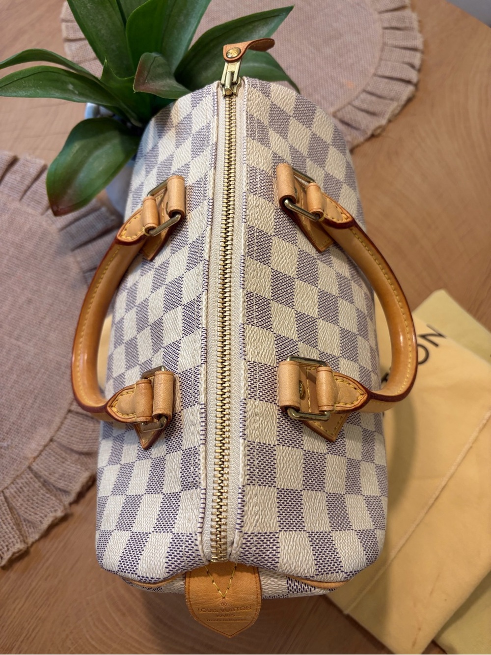 Louis Vuitton Damier Azur Speedy 25 - Picture 7 of 12